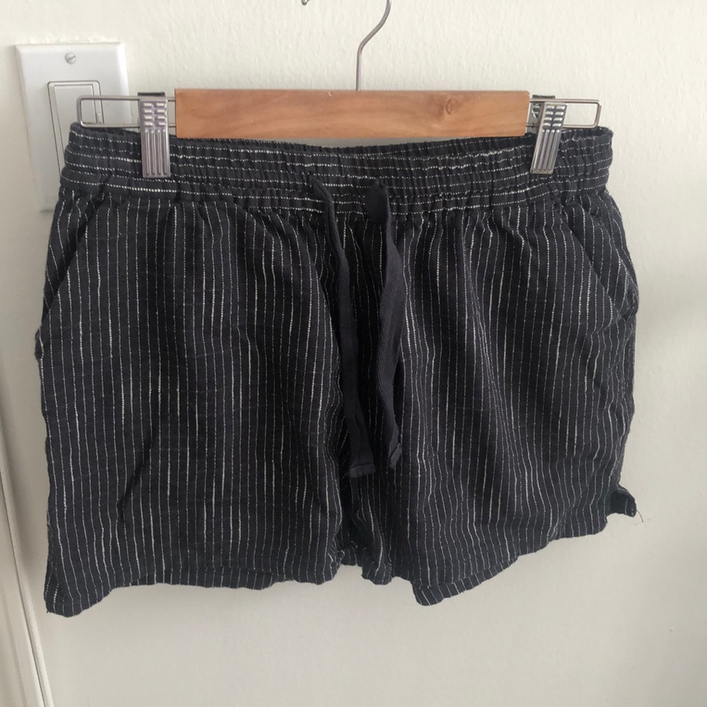 Marine Layer Cotton Shorts / M